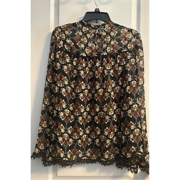 NWT Max Studio sheer long sleeve blouse - Picture 2 of 9